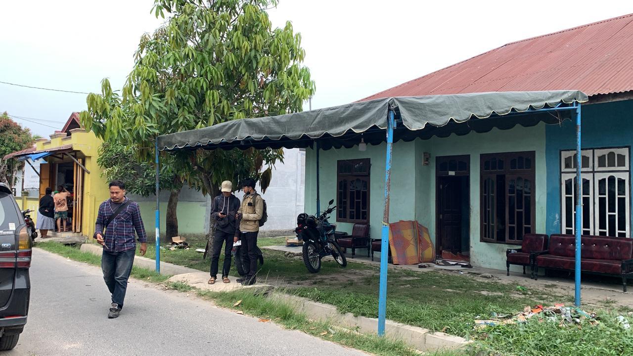 Suasana-rumah-Rudiansyah-di-Dusun-II-Desa-Cinta-Rakyat.jpg