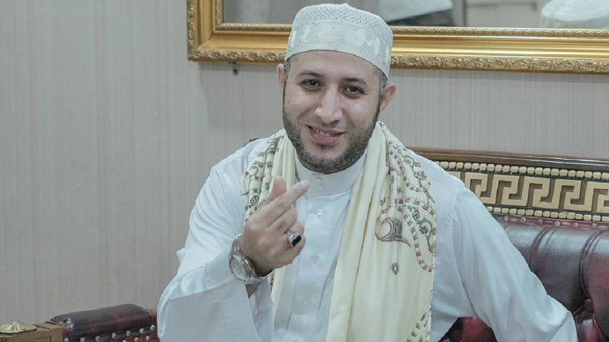 Syekh-Ahmad-Al-Misry-pelecehan.jpg