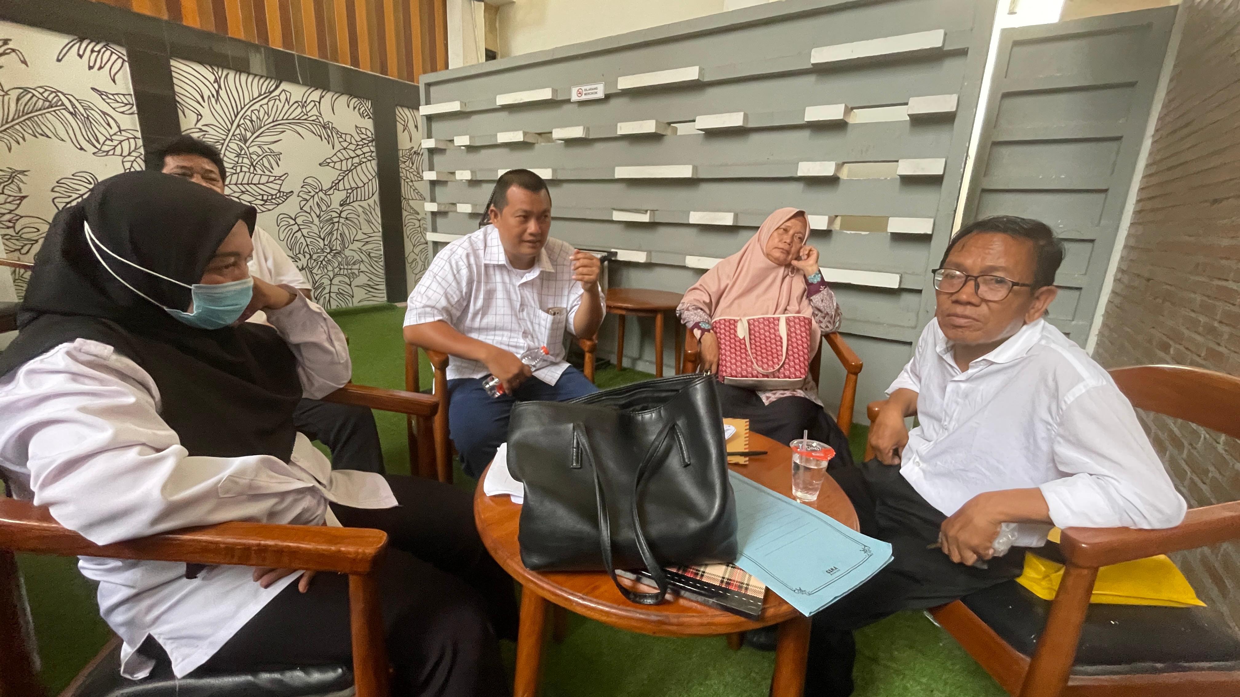 TIDAK-DIPERPANJANG-Anggota-DPRD-Deli-Serdang-Indra-Silaban-tengah.jpg