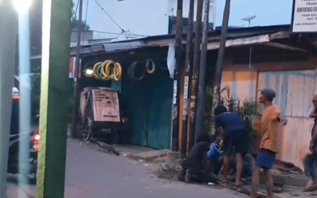 Polisi Selidiki Kasus Gerombolan Orang yang Curi Kabel Dipinggir Jalan