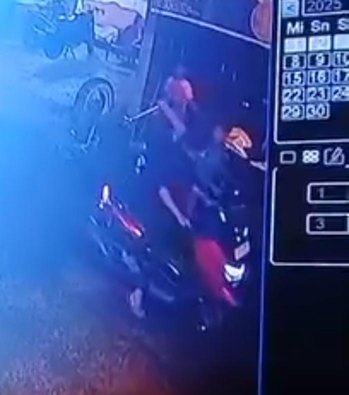 Tangkapan-layar-video-kamera-pengawas-CCTV-di.jpg