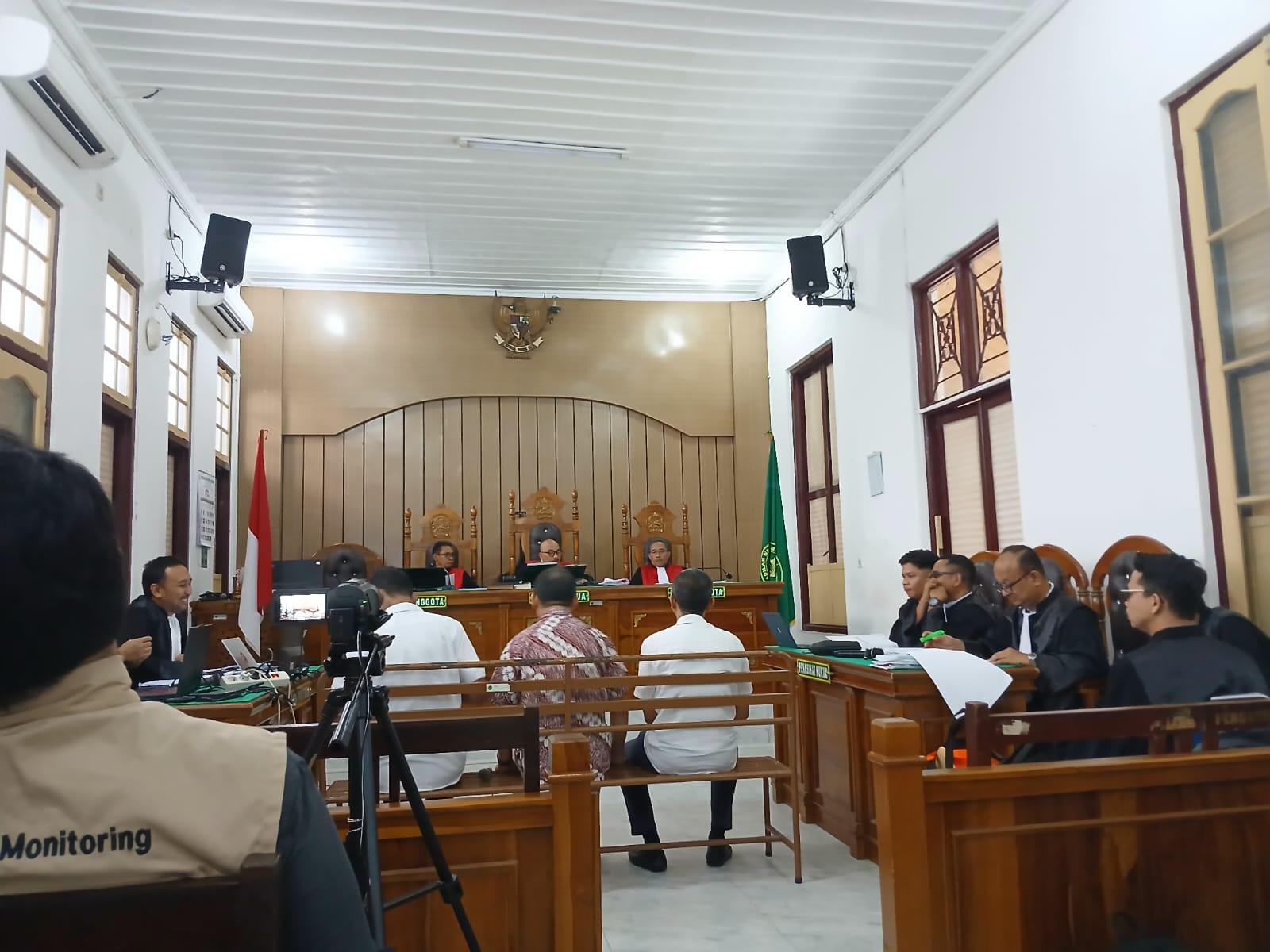 Tiga-terdakwa-korupsi-di-Balai-Teknik-Perkeretaapian-BTP.jpg