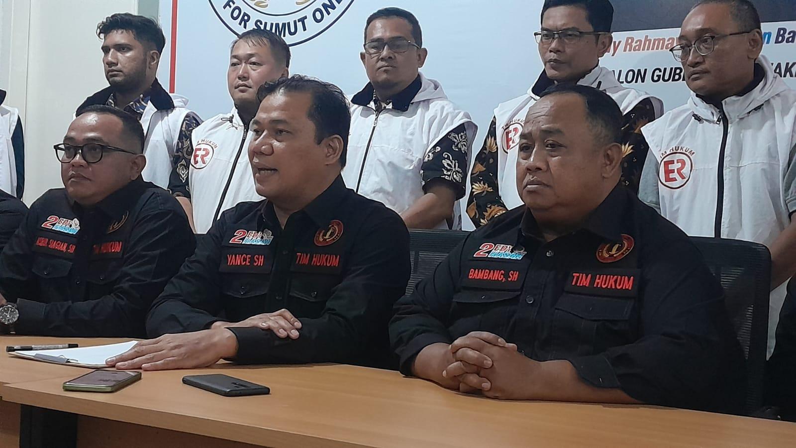 Tim-hukum-Edy-Hasan-Yance-Aswin-saat.jpg