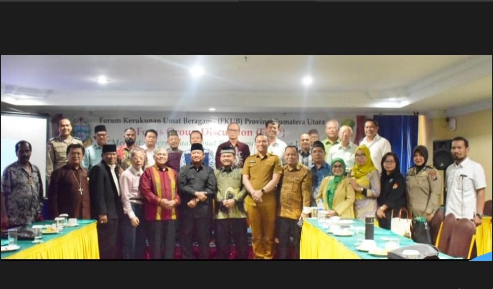 Tokoh-lintas-agama-yang-tergabung-dalam-FKUB-Sumut_.jpg