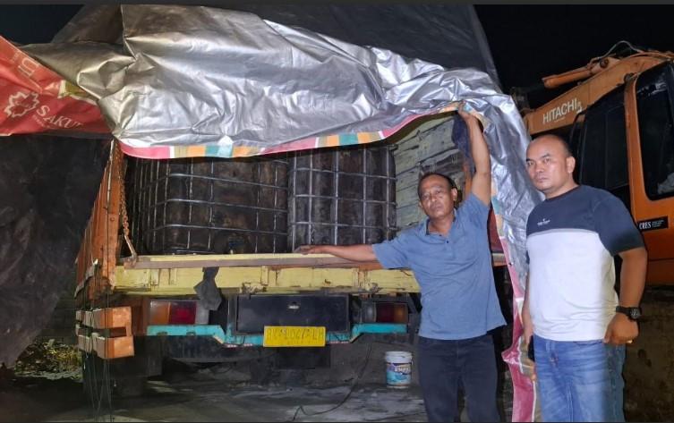 Truk-Isi-muatan-solar-subsidi-diamankan-Polda-Sumut_.jpg
