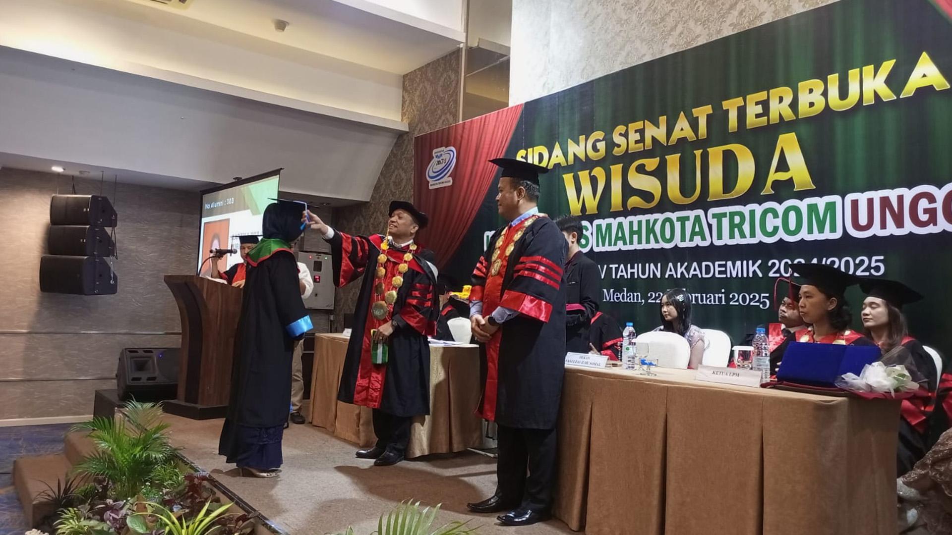 Universitas-MTU-Lakukan-Wisuda-1.jpg