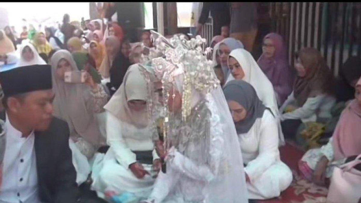 VIRAL-Curhat-Pengantin-Wanita-Sedih-Dinikahkan-Oleh-Wali-Hakim-Ayah-tak-Datang-Dilarang-Ibu-Tiri.jpg