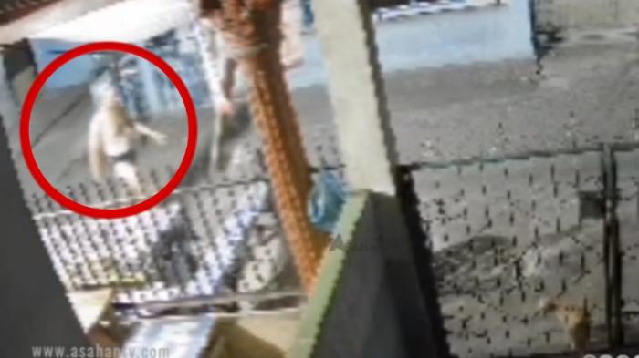 Viral-pria-berkeliaran-di-sekitar-rumah-warga-setiap-malam-jumat-di-Kota-Kisaran-Sumatera-Utara.jpg