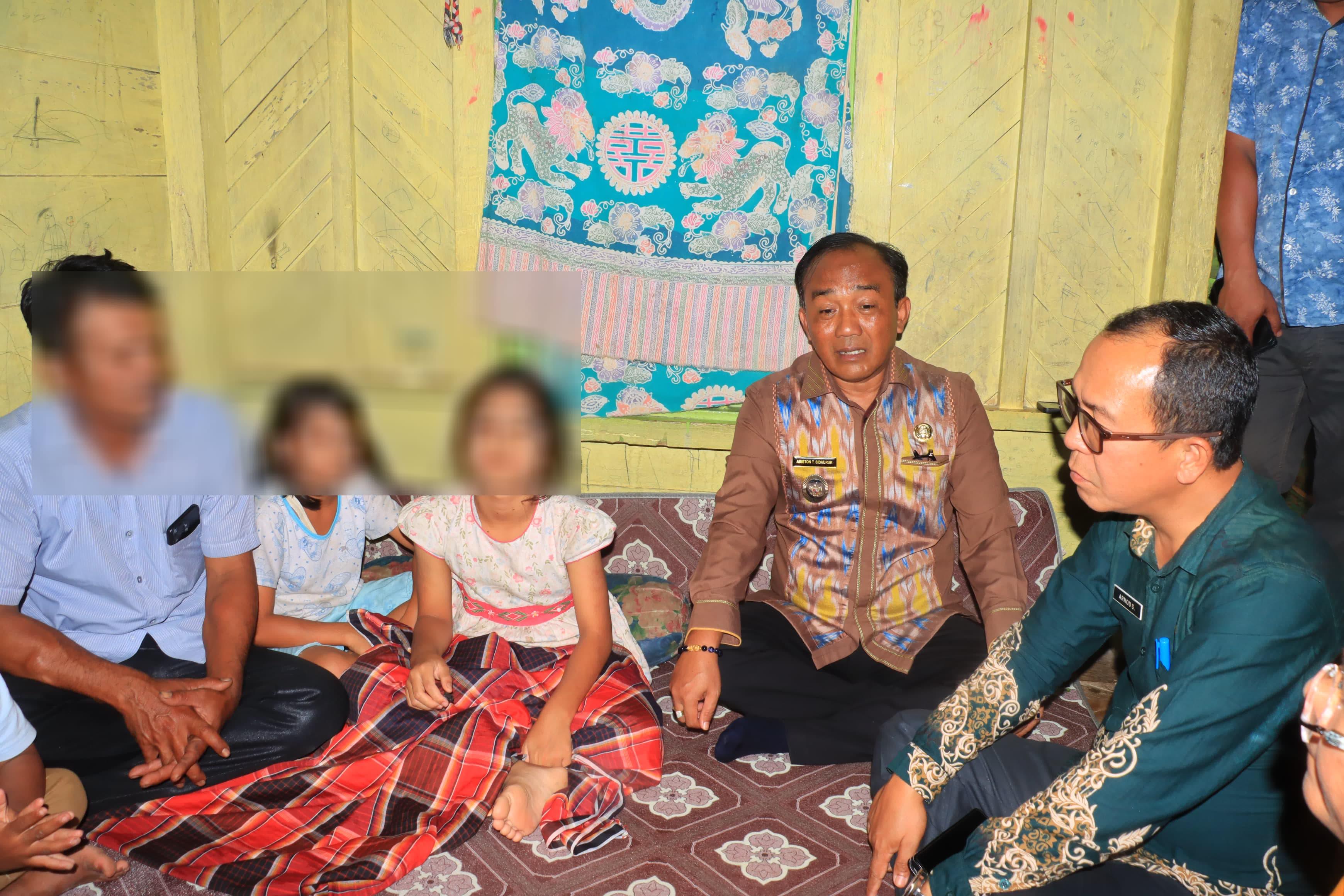 Wabup-Samosir-Ariston-Sidauruk-bersama-dengan.jpg