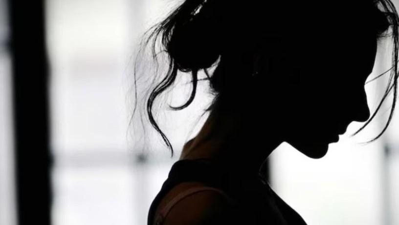 Wanita-akhiri-hidup-karena-tak-dibelikan-ponsel-baru_berita-viral-internasional_.jpg