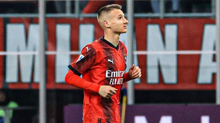 Wonderkid-AC-Milan-Francesco-Camarda.jpg