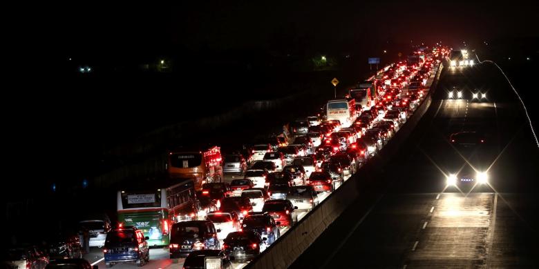 arus-balik-mudik-tribun_20160708_144650.jpg
