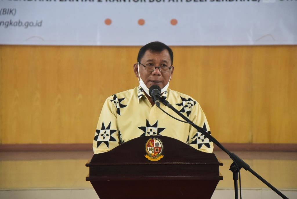 ashari-tambunan-membuka-kegiatan-bulan-inklusi-keuangan-bik.jpg