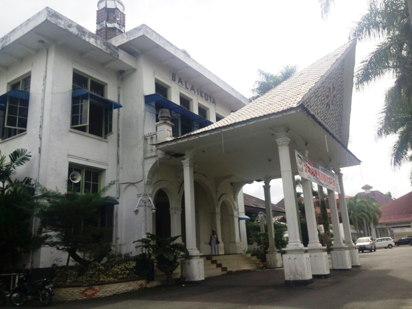 balai_kota_siantar_20160205_183113.jpg