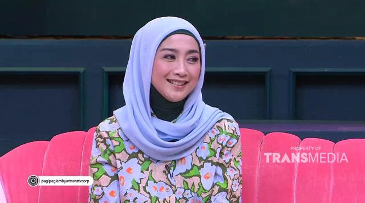 banyak-pria-yang-ingin-melamarnya-tetapi-menjadikannya-istri-kedua.jpg