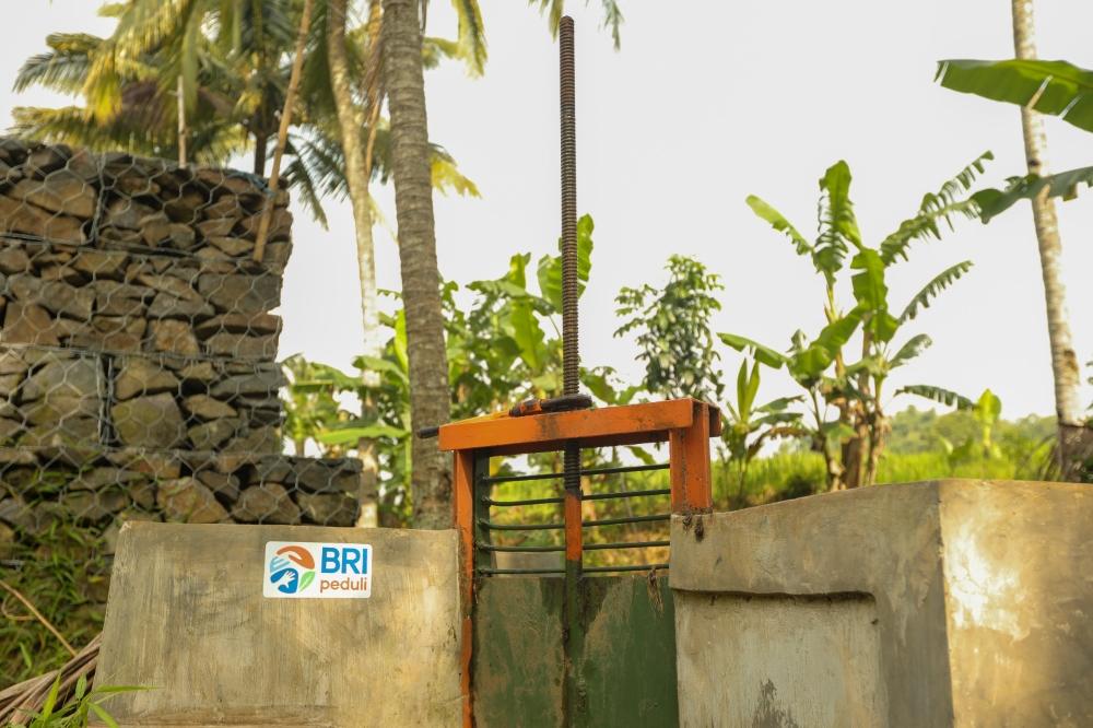 BRI Peduli Hadirkan PLTMH untuk Desa BRILiaN Jatihurip, Wujudkan Pembangunan Berkelanjutan