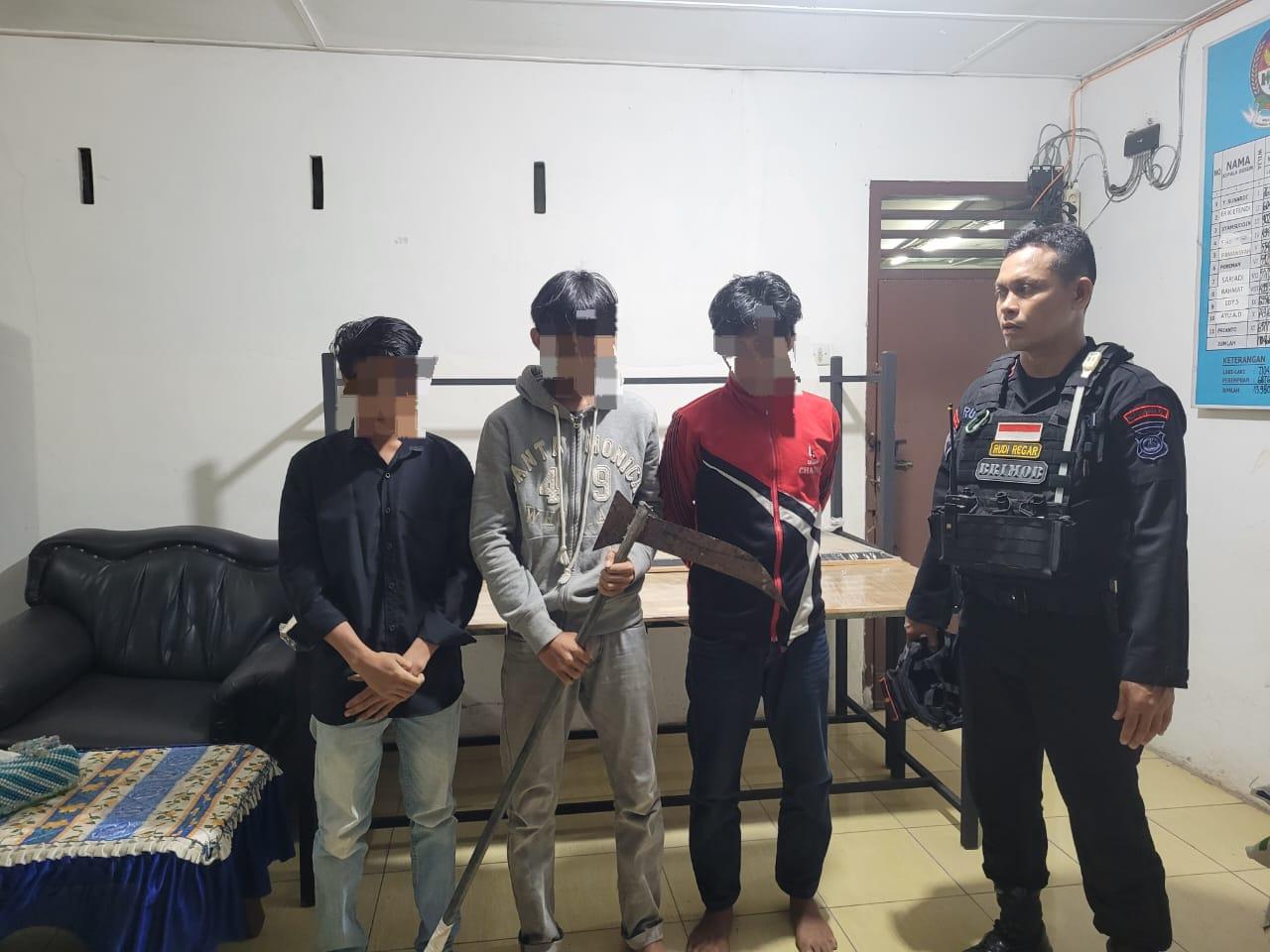 brimob-tngkap-tia-pelaku-di-percu-seituan.jpg
