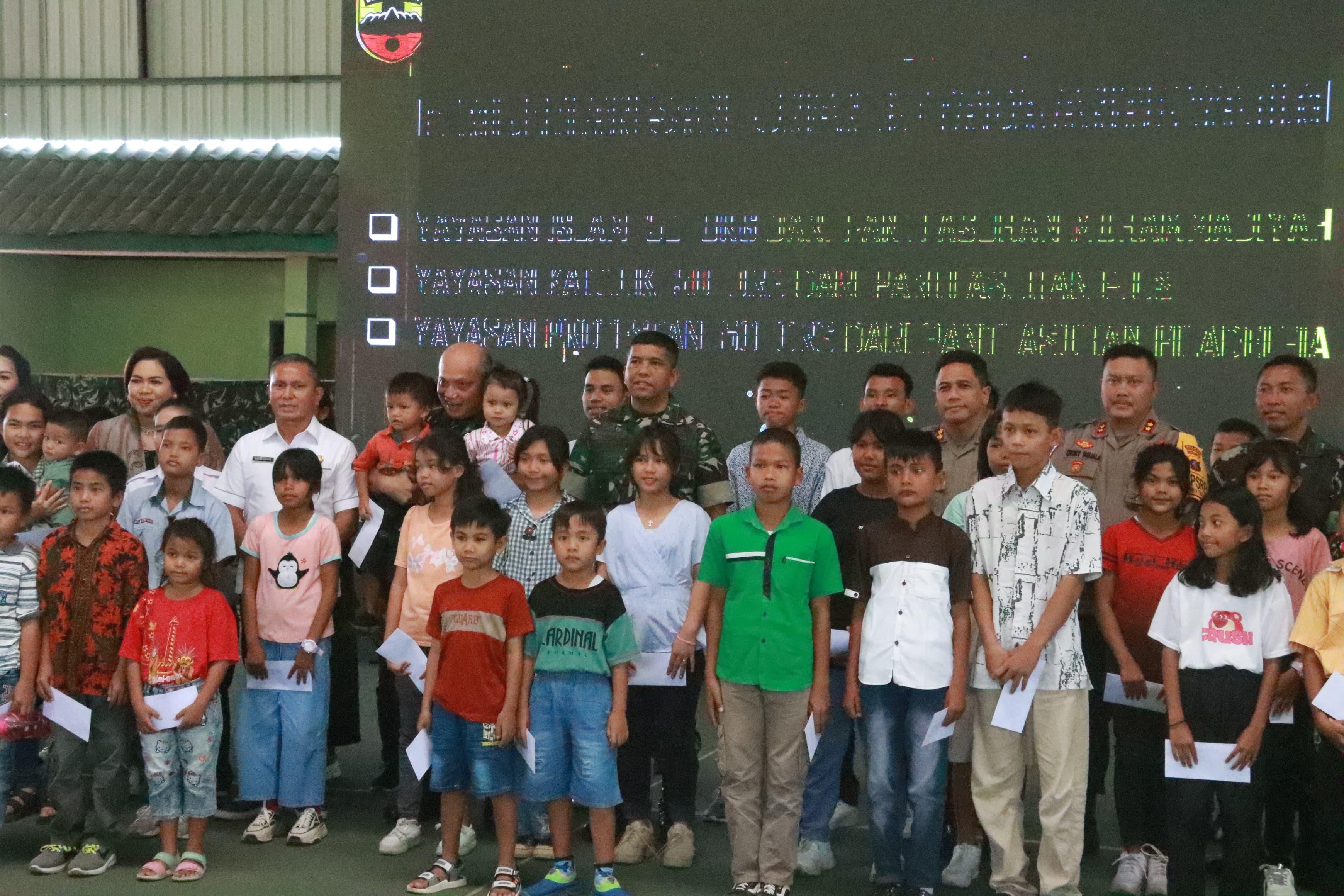 Syukuran HUT 74 Rindam I/BB, Kapolres Simalungun, Danrindam I/BB, Danrem 022 Bantu Yatim-Piatu