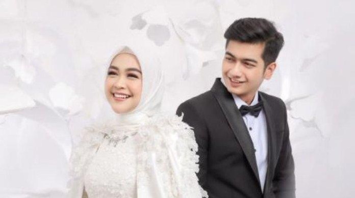 Pernikahan Baru Hitungan Hari, Nasib Rumah Tangga Ria Ricis - Teuku Ryan Diterawang Denny Darko