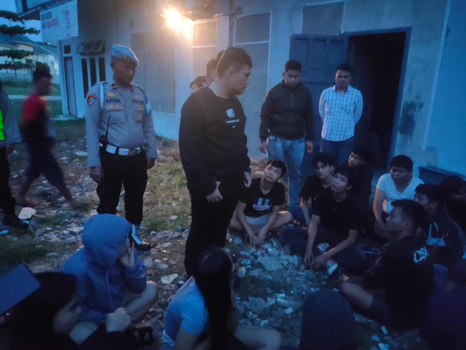 Kapolres Labuhanbatu Pimpin Razia Lokasi Hiburan Malam, Amankan 81 Orang, Diataranya 24 Wanita