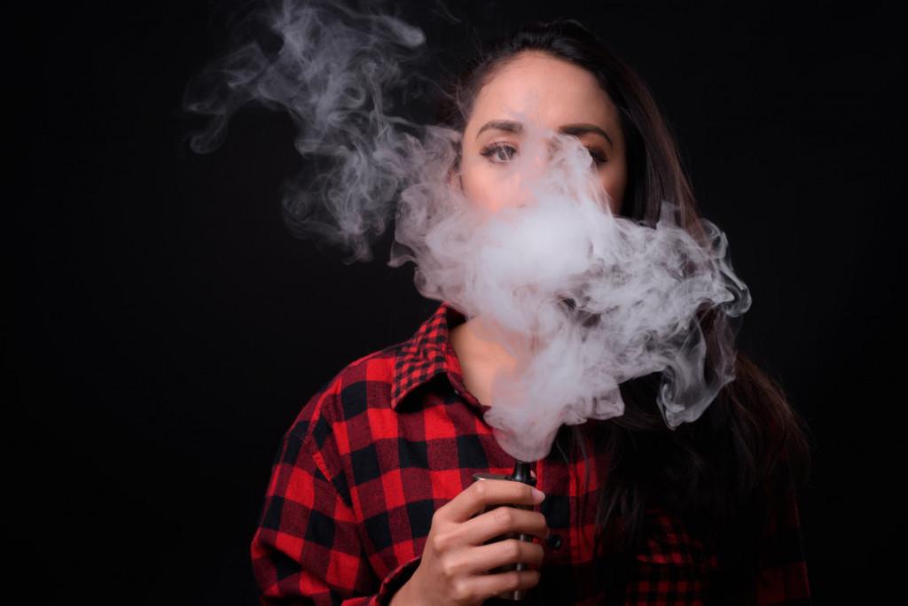 Efek Samping Vape Bagi Kesehatan, Pengajar FK UI Ungkap Bahayanya