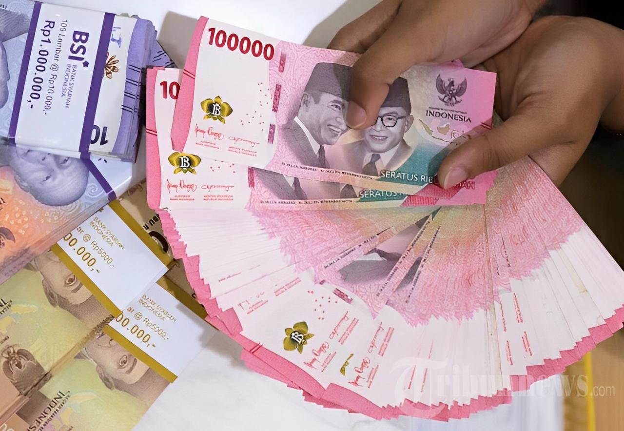 Saat Pemerintah Klaim Ekonomi Masih Kuat, Pengamat: Rupiah Bisa Terjun Bebas Rp 20 Ribu Per Dollar