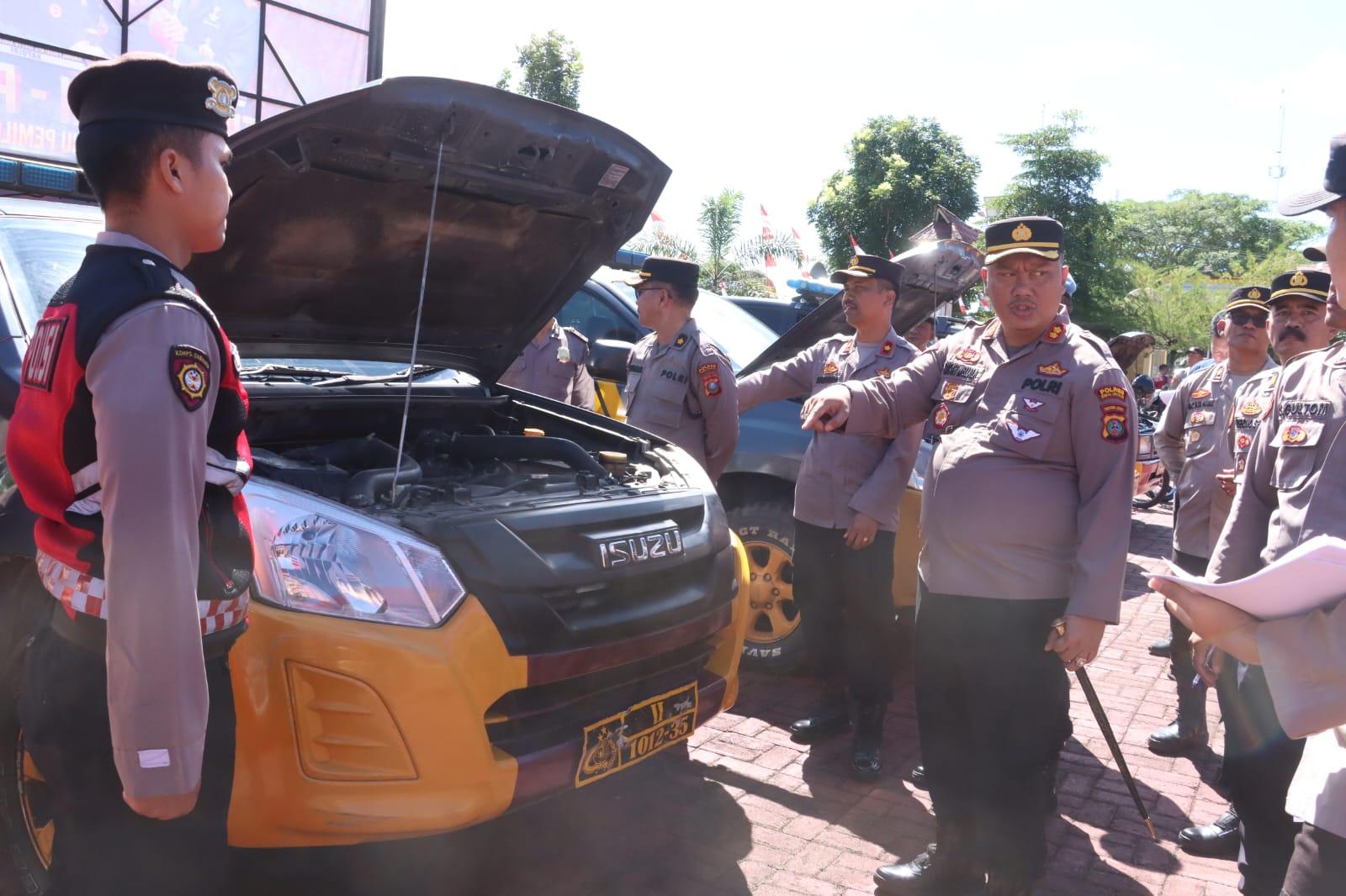 kapolres-pimpin-ape-penbecekan-kendaraan-dinas.jpg