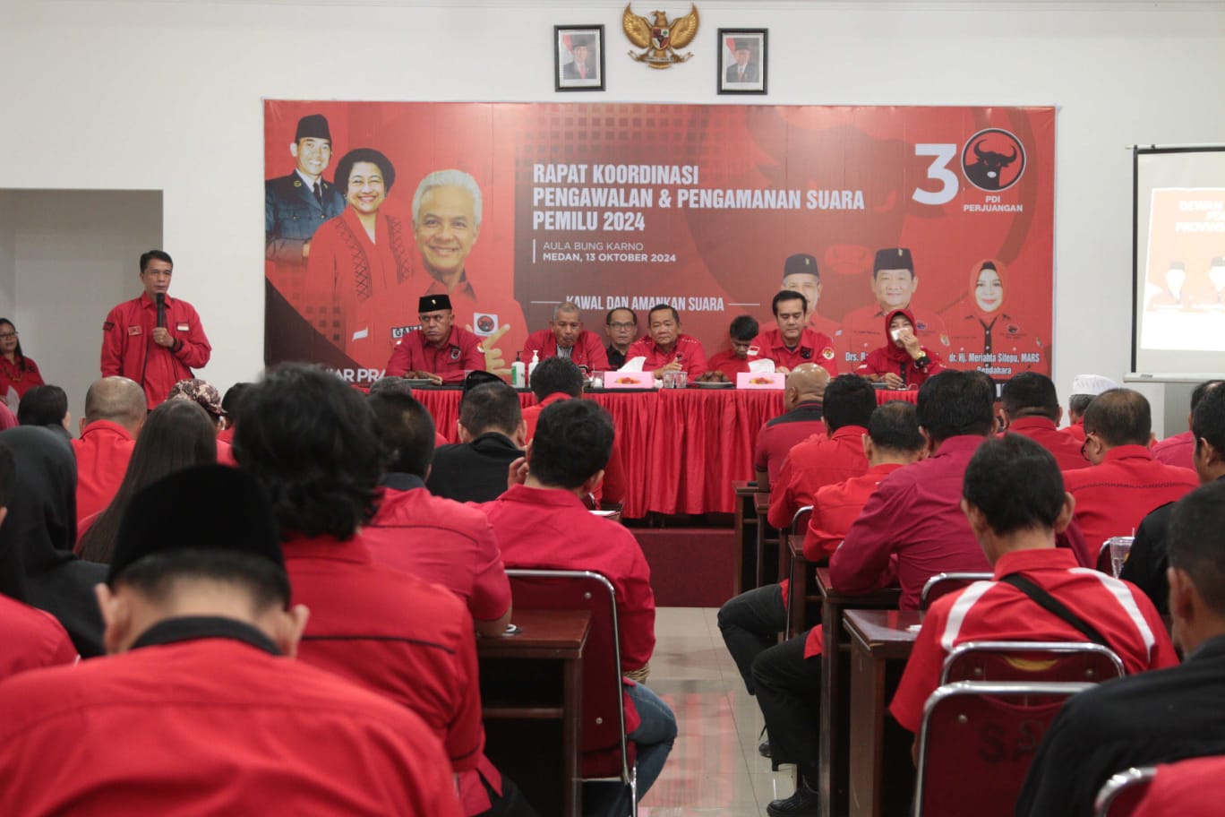 Rapidin Pimpin Rakor Untuk Kemajuan dan Kesiapan PDI Perjuangan Sumut Hadapi Pemilu 2024