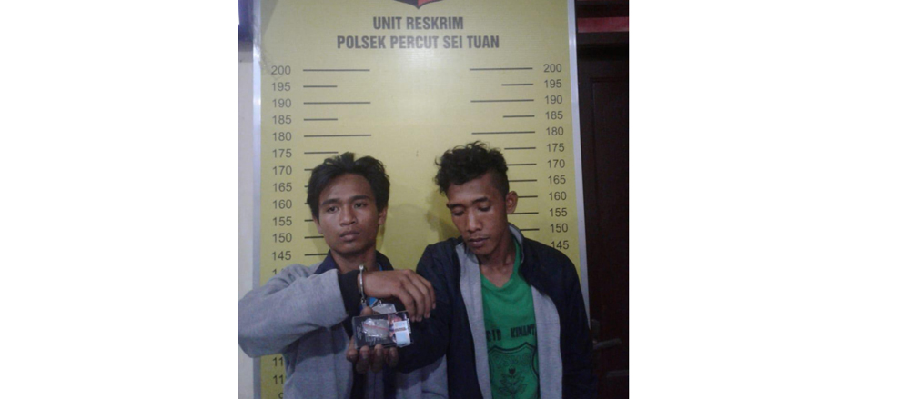 Polisi Tangkap Dua Pemuda saat Santai di Cakruk, Simpan Ganja di Kotak Rokok