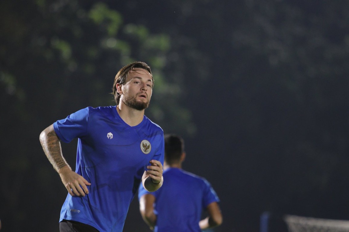 TERUNGKAP, 4 Alasan Marc Klok Pilih Gabung Persib Bandung, Dibeberkan Orang Dalam