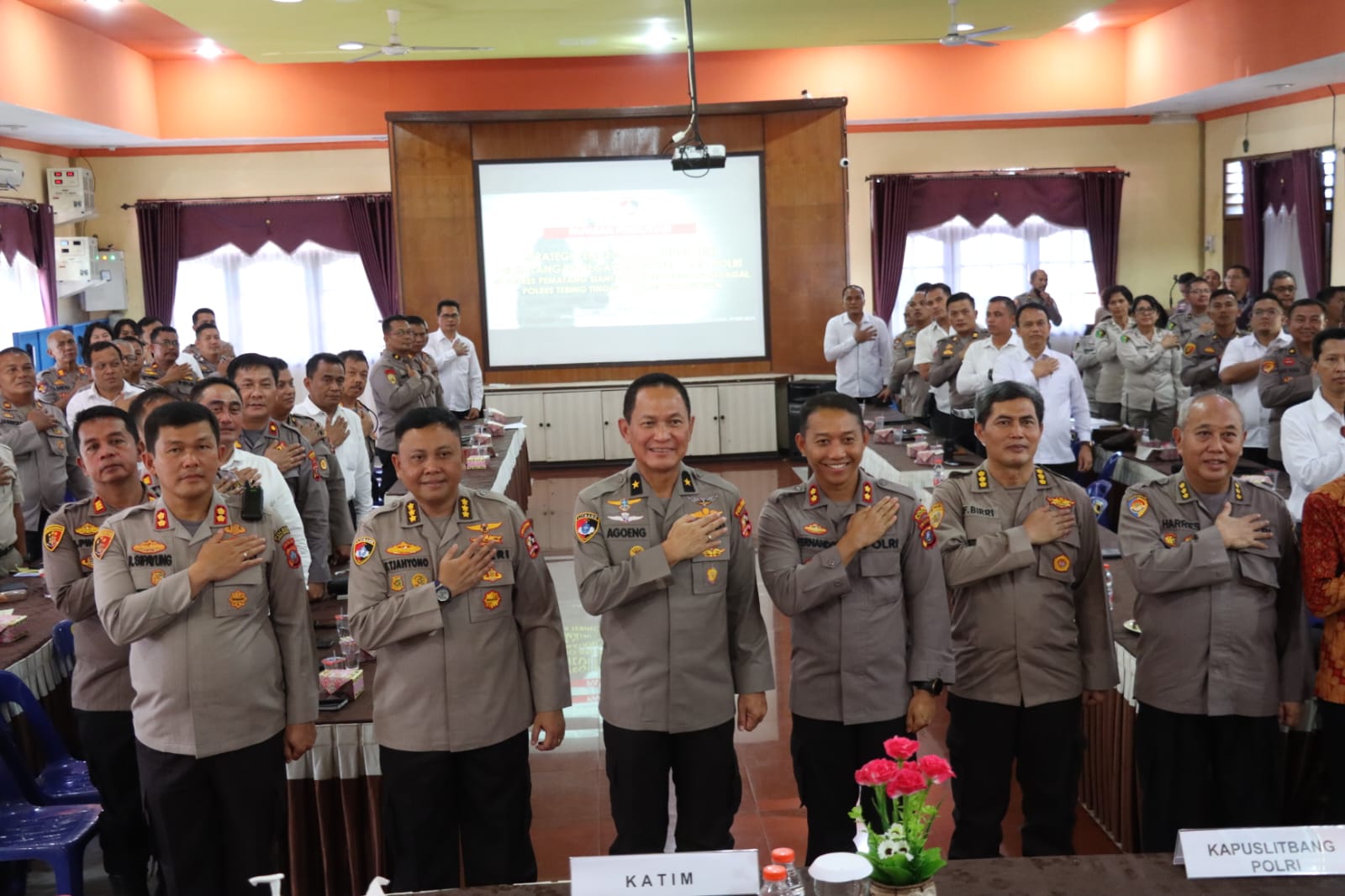 kunjungan-Kapuslitbang-Polri-Brigjen-Pol-Drs-Iswyoto-Agoeng-Lesmana-Doeta.jpg
