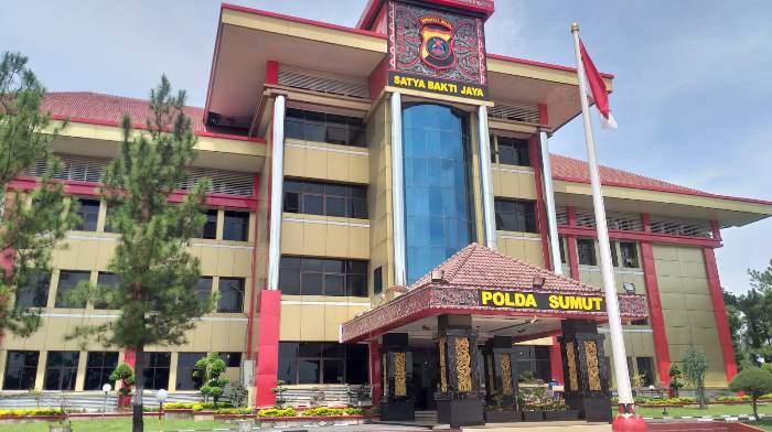 markas-Polda-Sumut-gagal-didemo.jpg