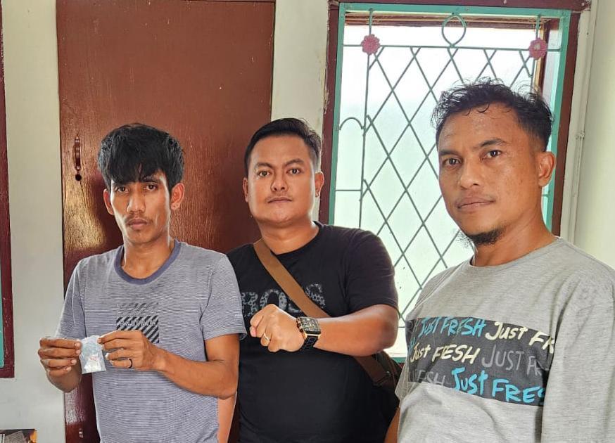 mengamankan-seorang-pengedar-narkotika-jenis-sabu-pada-Kamis-24102024-dini-hari.jpg