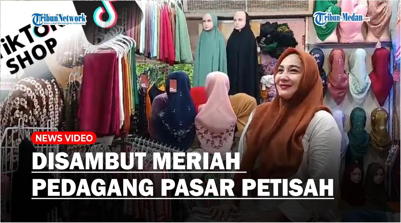 pedagang-hijab-di-Pasar-Petisah-Medan_.jpg