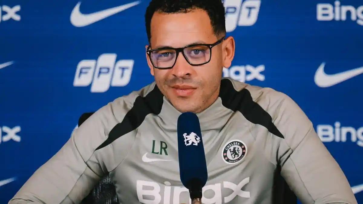 pelatih-chelsea-Liam-Rosenior.jpg