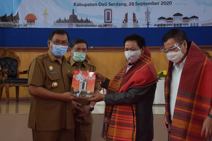 Kepala Perpusnas Ajak Pemerintah Daerah Bangun SDM dengan Memperkuat Perpustakaan