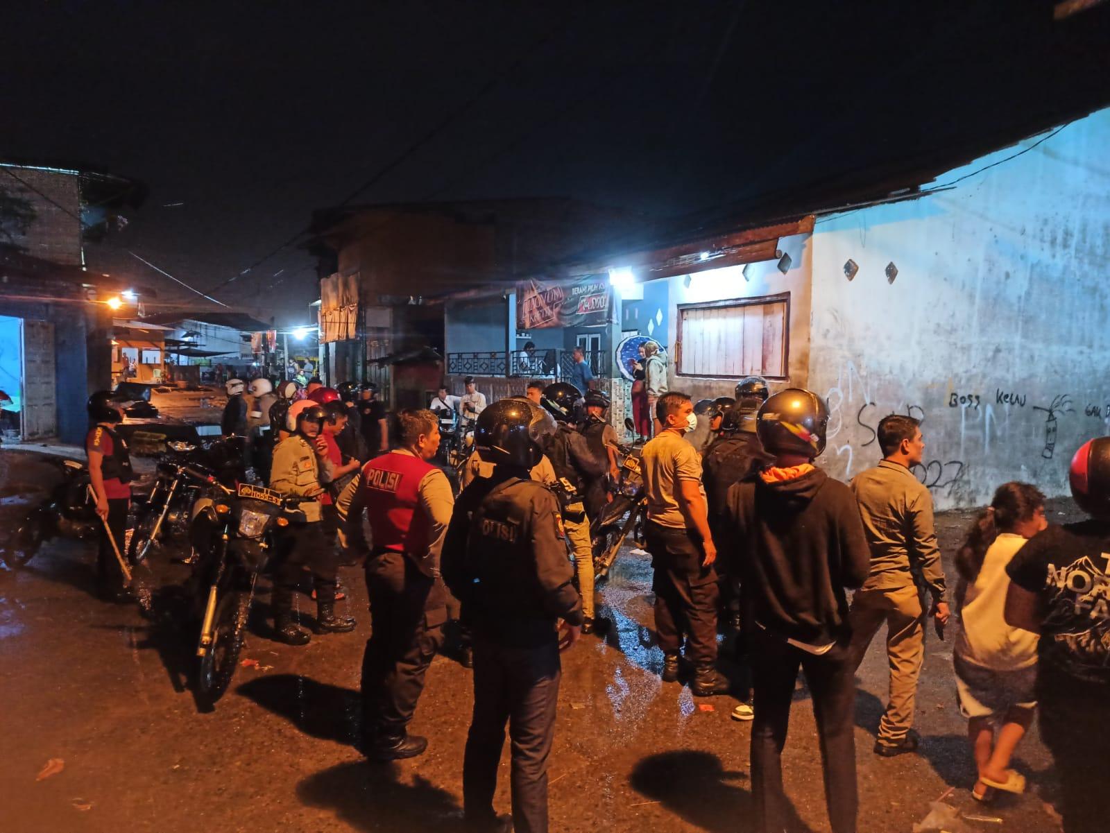 Malam di Bagan Deli Penggerebekan Narkoba Polres Belawan Dibalas Api dan Batu, Polisi Bertaruh Nyawa