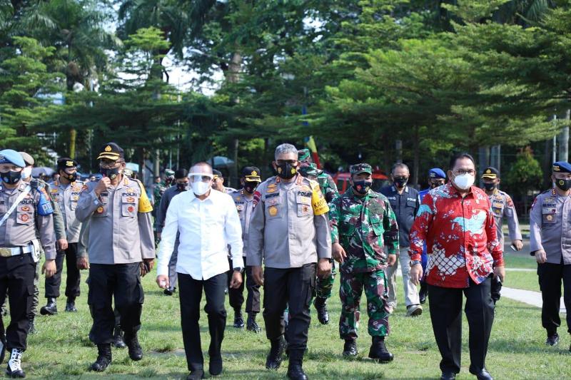 Putus Penyebaran Covid-19, Polda Sumut Bagikan 2,05 Juta Masker