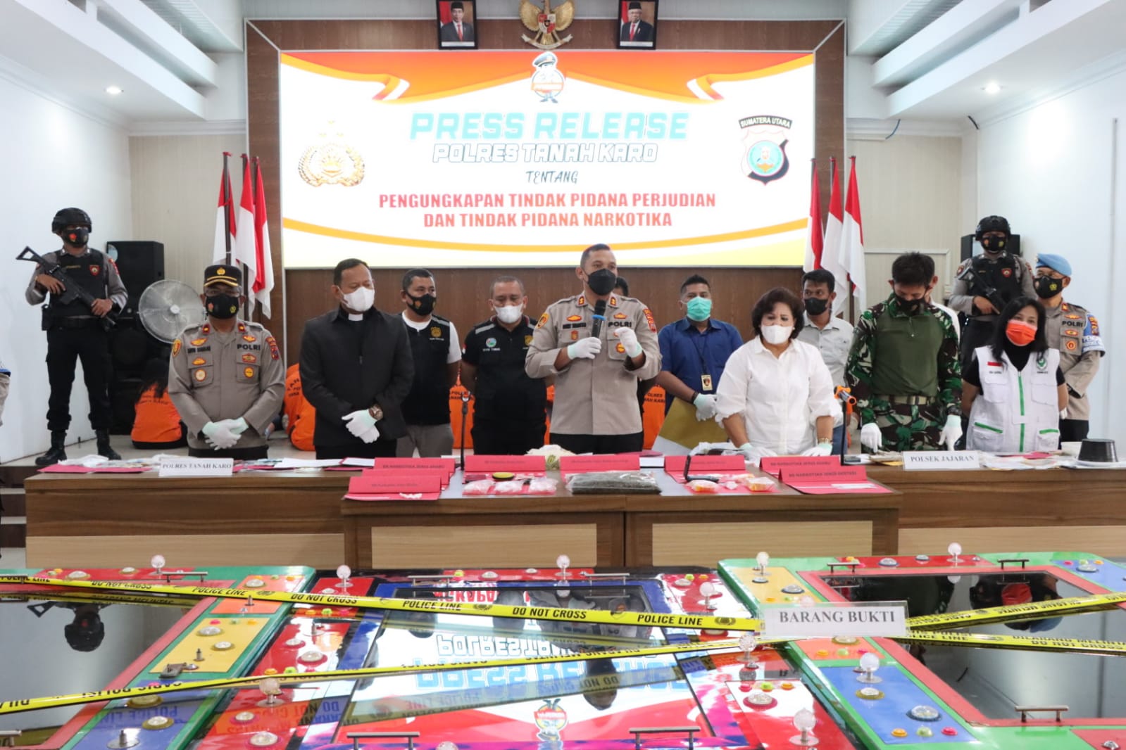 polres-karotangkapp-bandarnarkoba-dan-ganjjja-judi.jpg