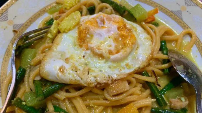 Resep Mie Gomak Kuah Andaliman Khas Medan yang Bikin Nagih