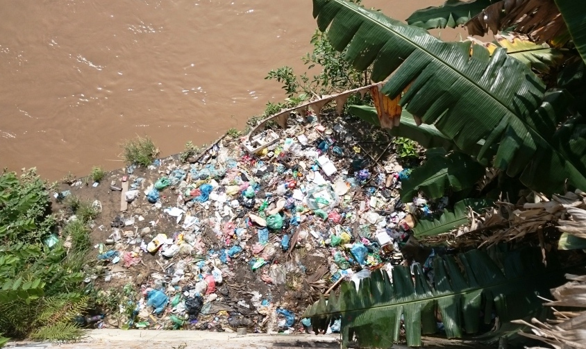 Sungai dan Parit jadi Tempat Pembuangan Sampah, Begini Respons Kadis Kebersihan dan Pertamanan