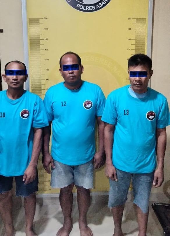 Simpan Sabu di Bekas Wadah Balsem, 3 Pengedar Ditangkap Sat Narkoba Polres Asahan di Desa Mahondang
