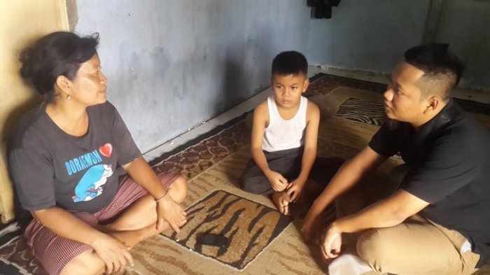 Bocah 8 Tahun Ini Putuskan Jadi Mualaf, Belajar Salat Sendiri dan Minta Disunat