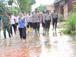 AKBP-James-h-hutajulu-banjir-warga-jdk.jpg