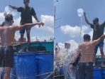 ALASAN-Peternak-Sapi-Mandi-Susu-di-Boyolali-50000-Liter-Dibuang-Sebagai-Bentuk-Protes.jpg