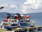 ASDP-menyediakan-layanan-penyeberangan-dari-Kabupaten-Toba-menuju-Samosir.jpg