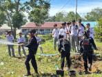 Aksi-cepat-Brimob-mencegah-api-meluas-dan-disambut-apresiasi-warga-setempat.jpg