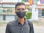 Andry-Nasution-warga-yang-kehilangan-sepeda-motor-di-kantor-Wali-Kota-Medan.jpg