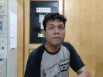 Andry-Pramana-20-karyawan-kontrak-di-resto-Beauty-in-The-Pot-Medan.jpg