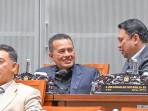Anggota-DPR-RI-asal-Sumut-Musa-Rajekshah-dalam-ruang-rapat.jpg